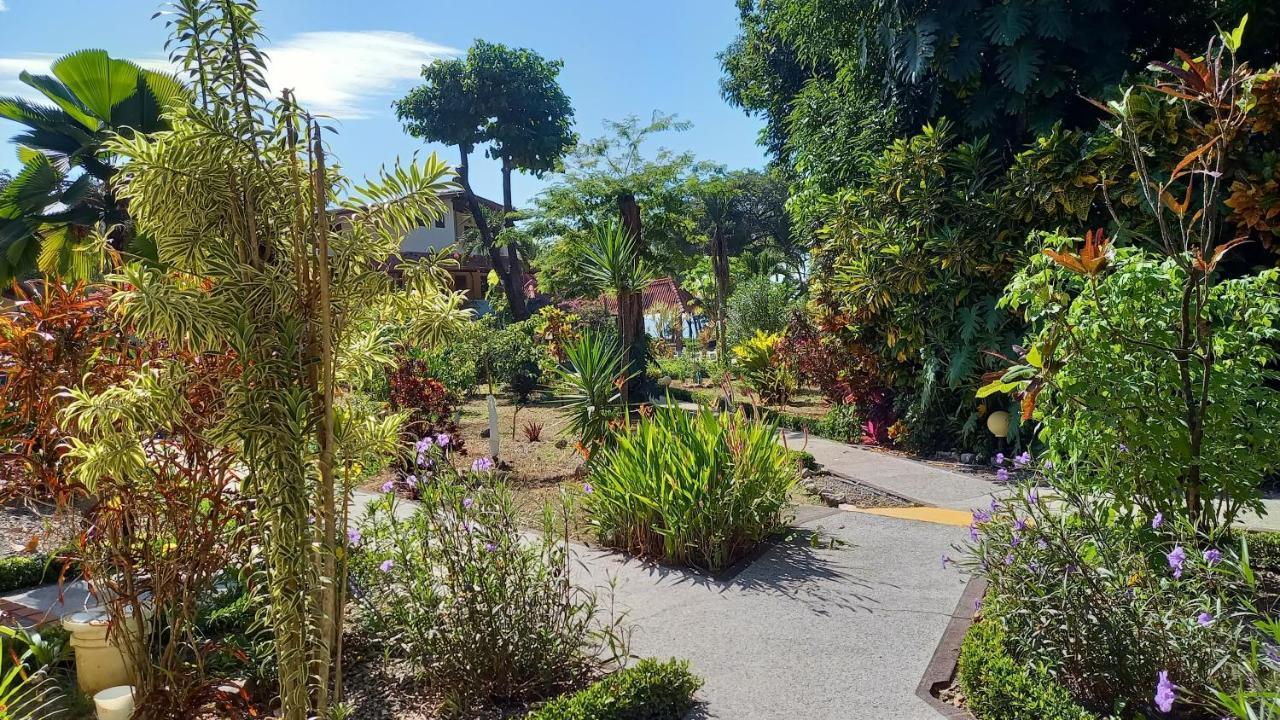 Brisas Del Pacifico 2*